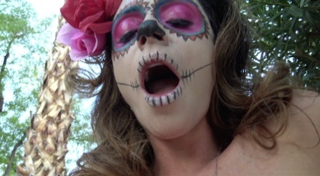 Да, это часть 2 Дня дилдо, нет, не День дилдо 5