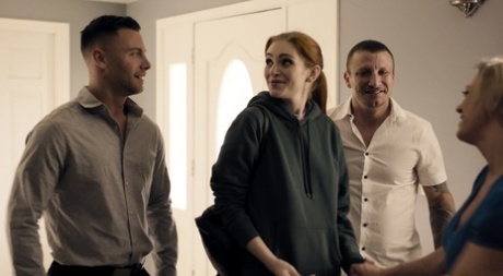 ОБМЕН ДОЧЕРЬМИ РОДИТЕЛИ ДРУГОЙ СЕМЬИ МЕНЯЮТ ДОЧЕРЕЙ, ЧТОБЫ ИСПОЛЬЗОВАТЬ НОВУЮ ДОЧЬ 1