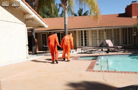 Сессии рогоносца Межрасовый секс втроем с рогоносцем Брюнетка 1