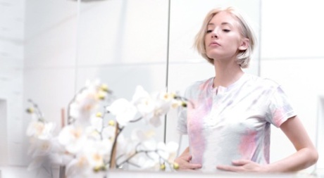 Девушки - ранние пташки, сцена 01 2