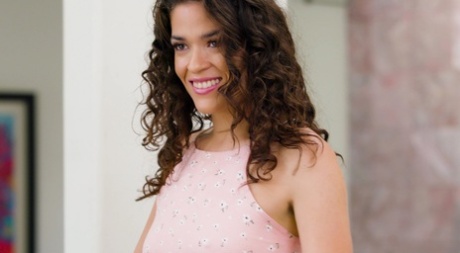 Дружеская рекомендация по массажу для всех девушек, Сцена 01 2