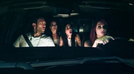 Новоиспеченная вдовица занимается сексом со своим покойным мужем, когда он возвращается в виде зомби 3