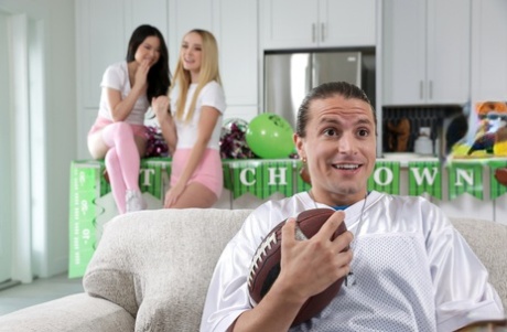 Что может быть лучше для празднования большой игры, чем устроить вечеринку с Лулу Чу и 3