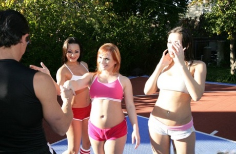 Сандра Ромен, Рэйчел Старр и Катя Кассин раздвигают ноги для группового секса 3